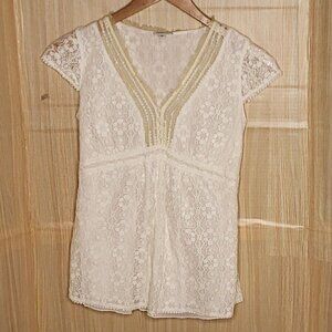 Mimi Maternity Cream Lace V Neck Top Small